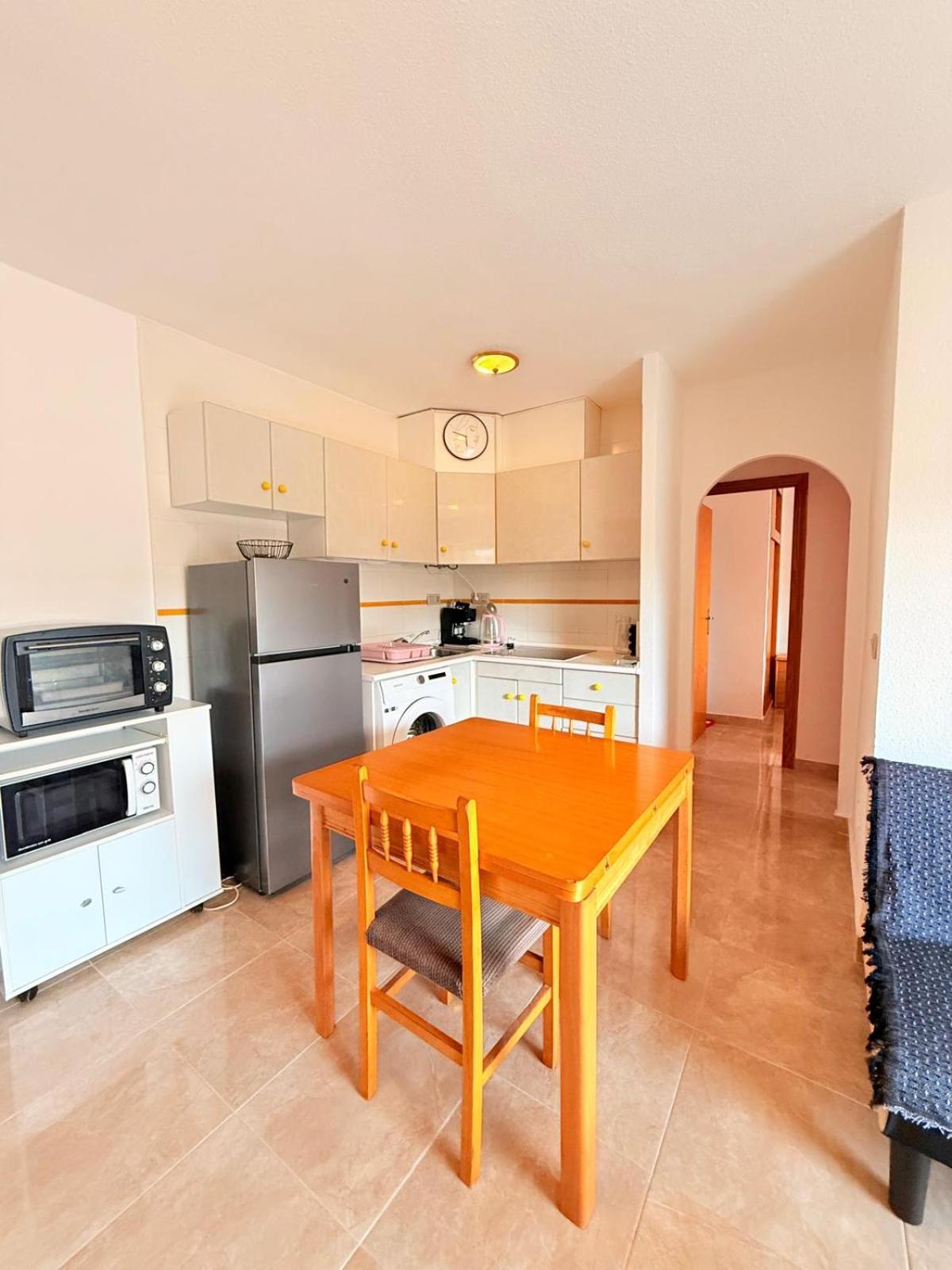 Apartamento En Τορεβιέχα Εξωτερικό φωτογραφία